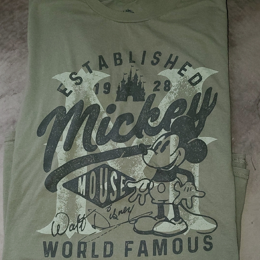 Disney Men's Green Mickey Mouse T-Shirt